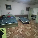 Edit Vendeghaz *