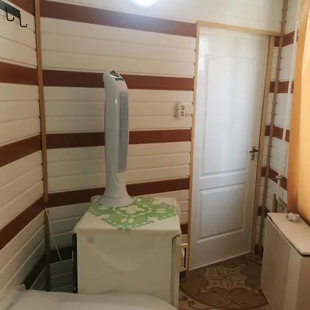 Edit Maison d'hôtes Tiszaújváros