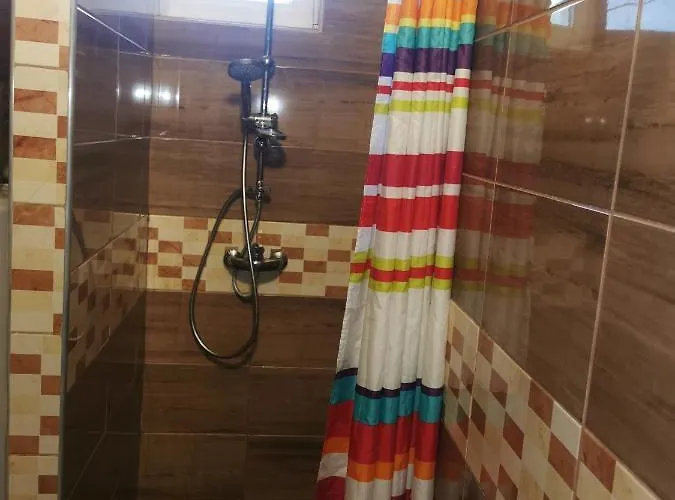 Edit Vendeghaz Penzion *