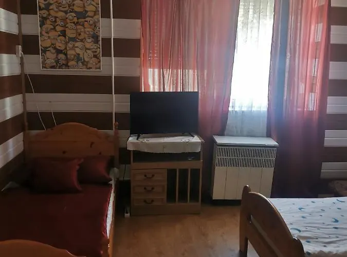 Edit Vendeghaz Penzion